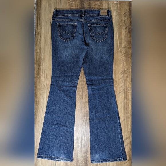 Aeropostale Hailey flare stone washed blue jeans size 9/10 long low rise - Picture 3 of 7